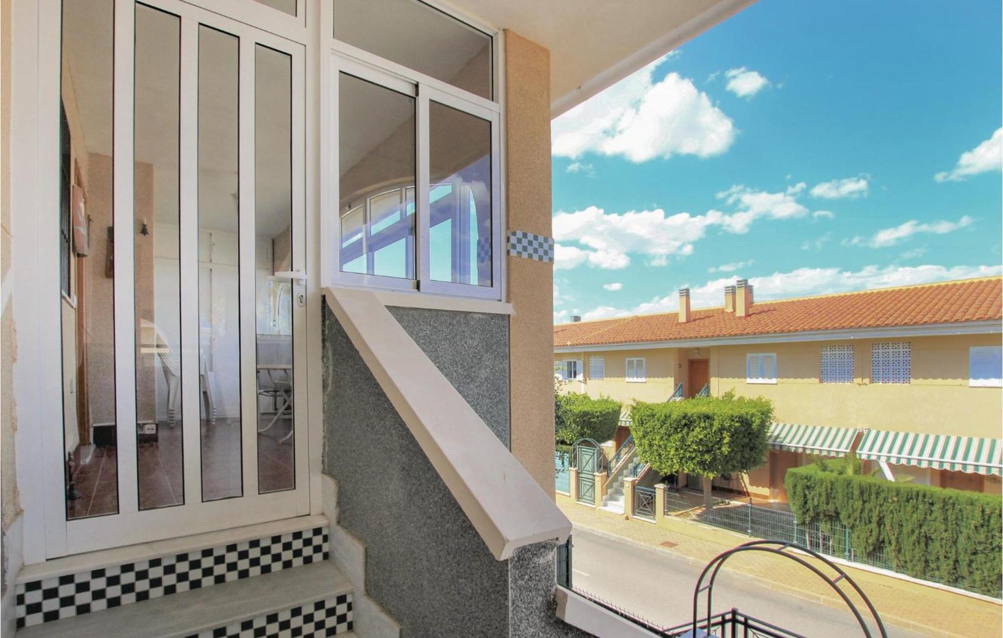 Nice Apartment In Santa Pola With Kitchenette Eksteriør bilde